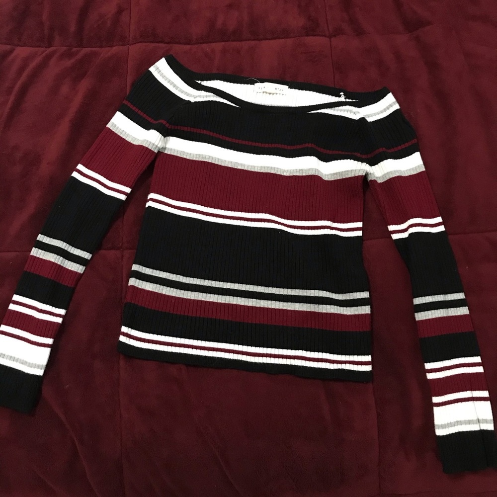 la hearts sweater